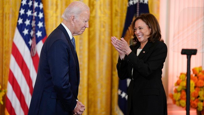 Biden and Harris refuse to visit Maui because they believe their presence would “distract” the relief effort