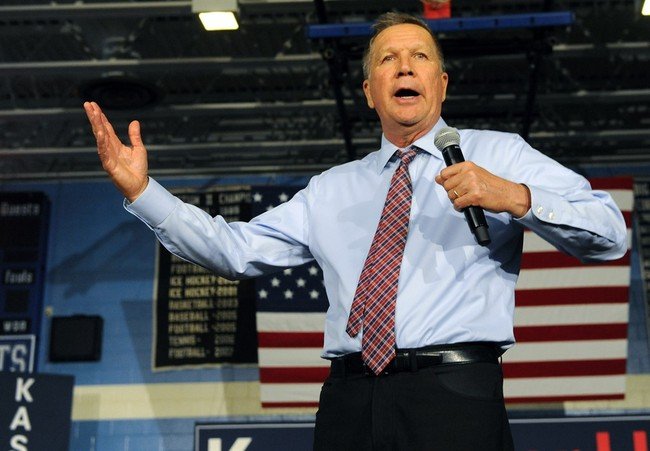 After Allying with Cruz to Block Trump, Kasich Tells Indiana Voters to Support Him Anyway