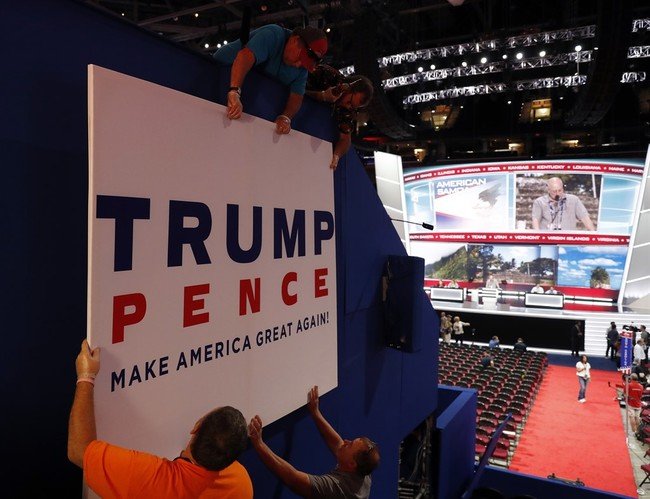 Thousands of Ohio Democrats Join Republican Party