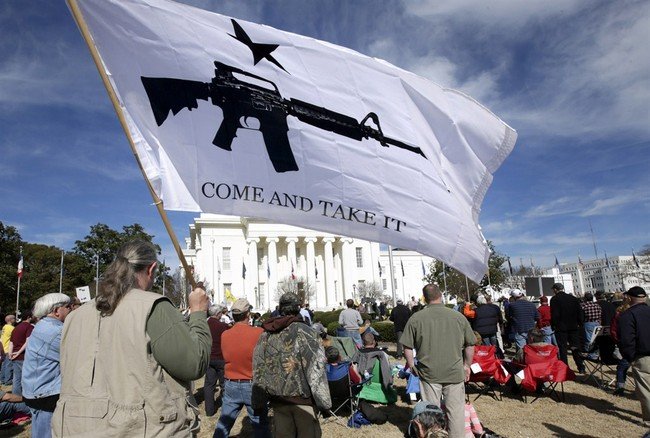 Outnumbered by gun grabbers at their own rally