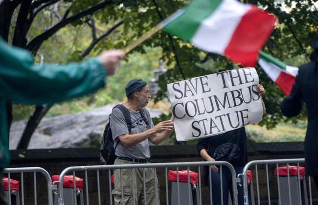 Two Republican senators propose an amendment to abolish Columbus Day