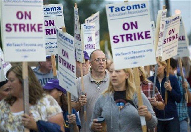 GOP Rep. Introduces Legislation to Block Federal Funds to “Corrupt” Teachers Unions