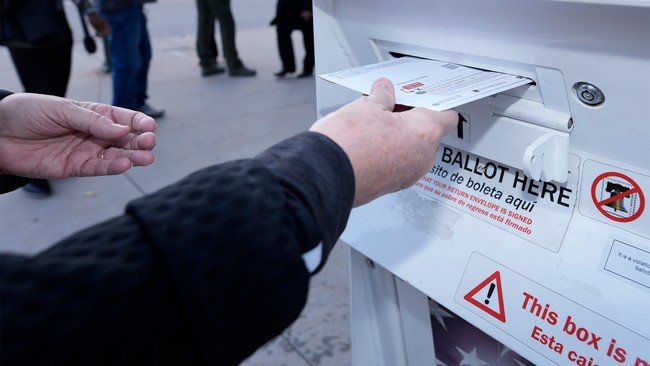 Mailbox Democrats are taking part in the next election
