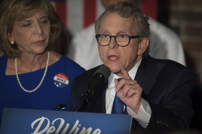 The first debate in Ohio paints a clear contrast between Więtrin, Cordray
