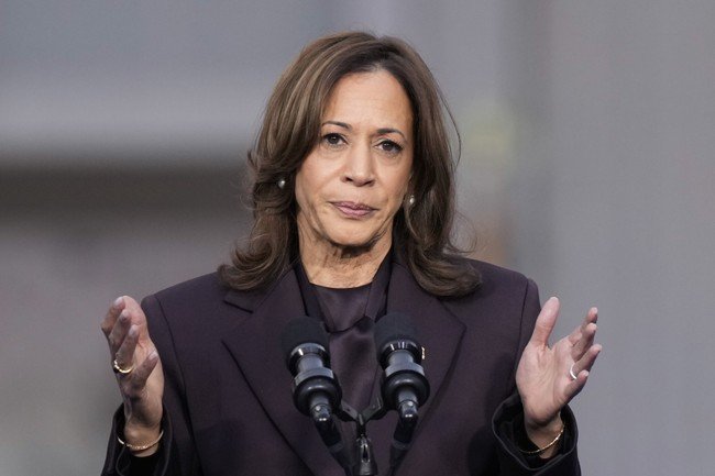 Democrats cannot give up Kamala because they have nothing else