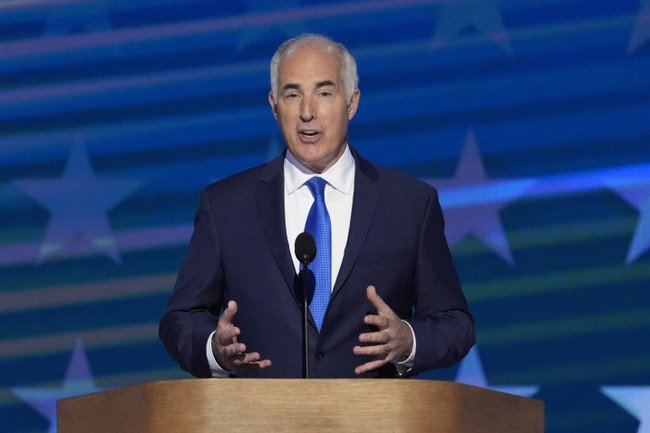 This Casey movement, other sensitive democratic senators show that they know that Harris is in trouble